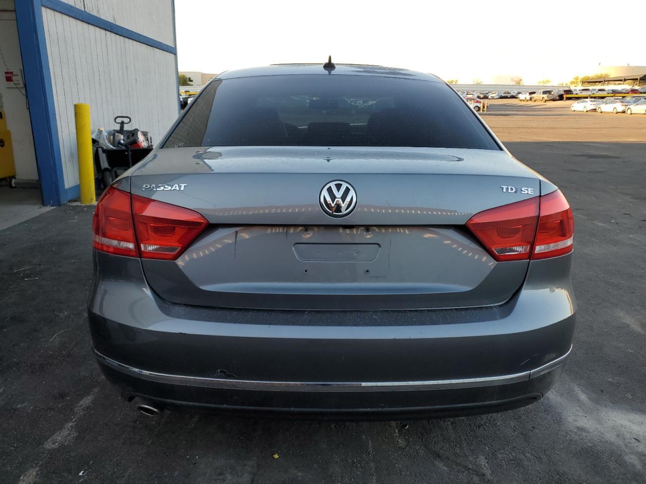 2014 Volkswagen Passat Se - Image 6