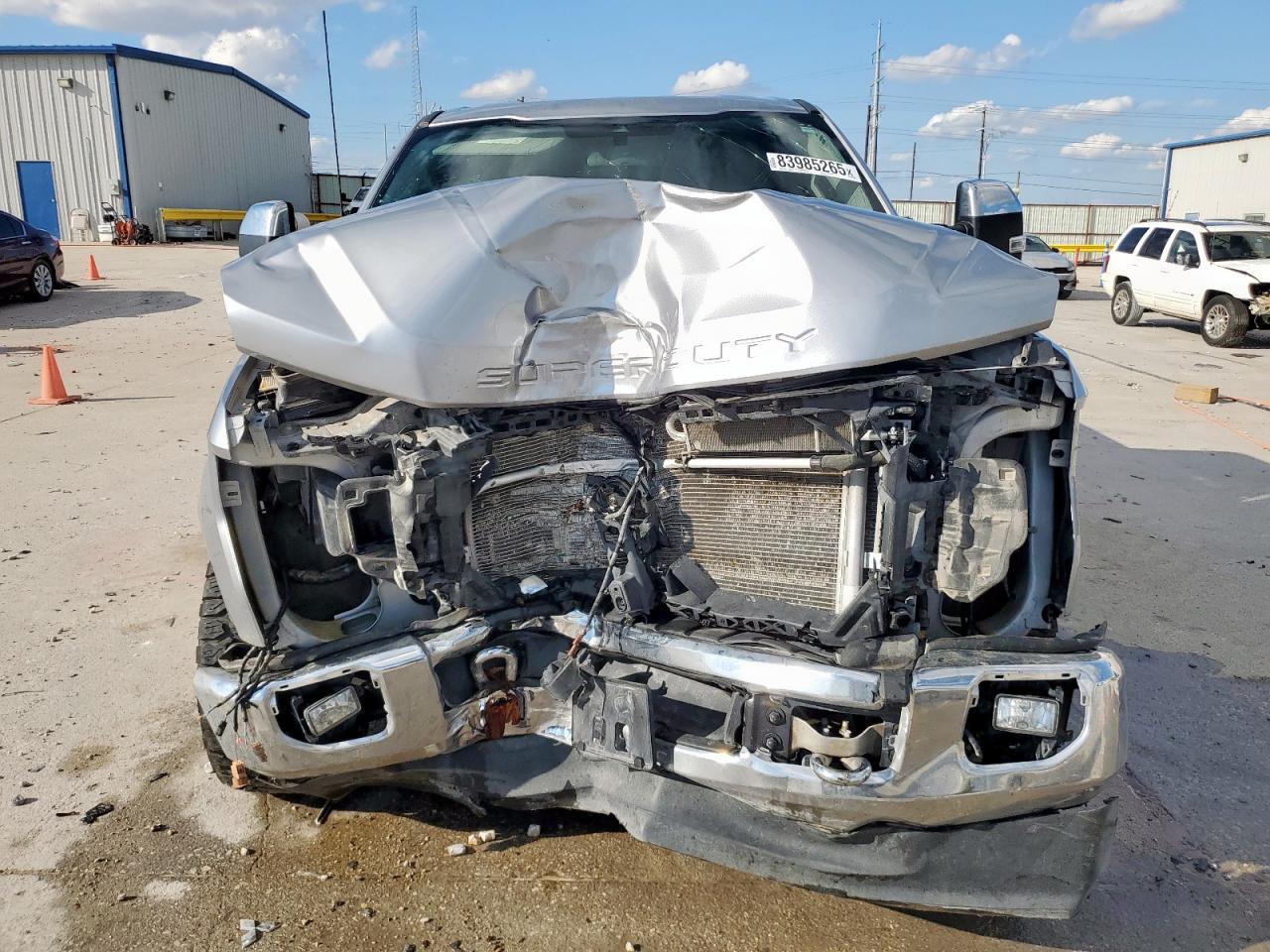 2022 Ford F250 Super Duty - Фото 5