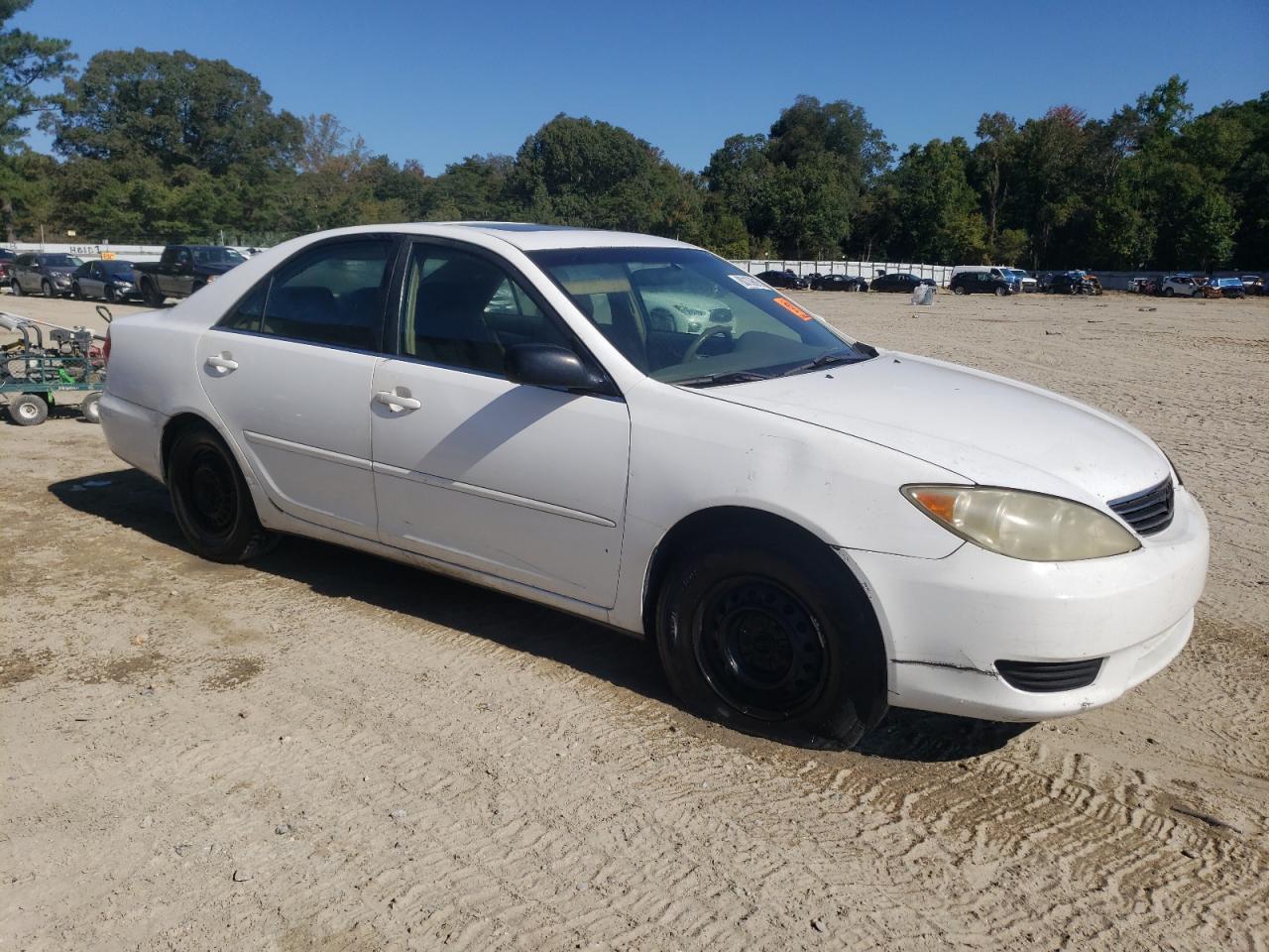2006 Toyota Camry Le - Image 4