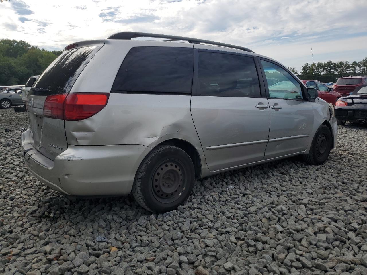 2005 Toyota Sienna Ce - Image 3