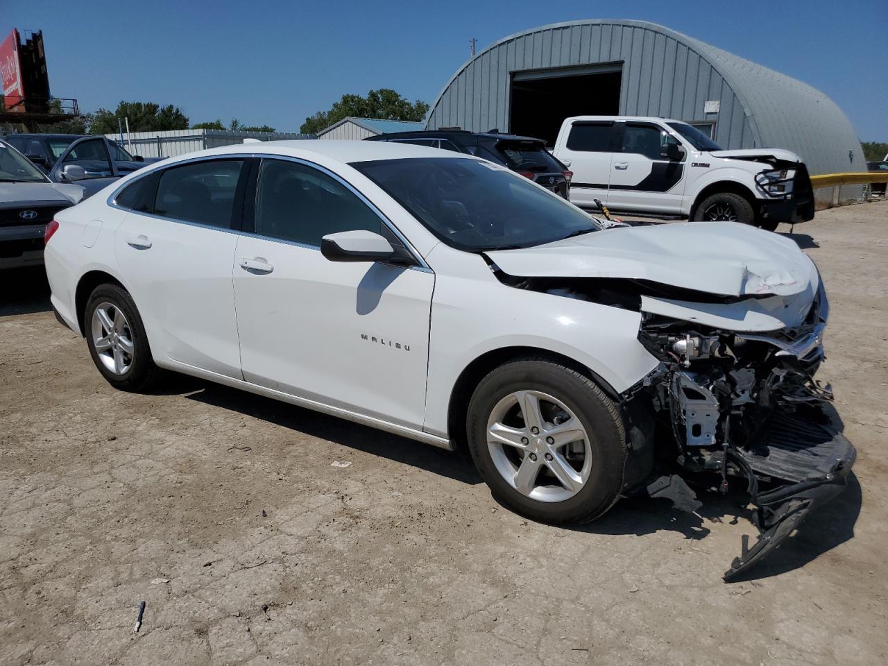 2024 Chevrolet Malibu Lt - Фото 4