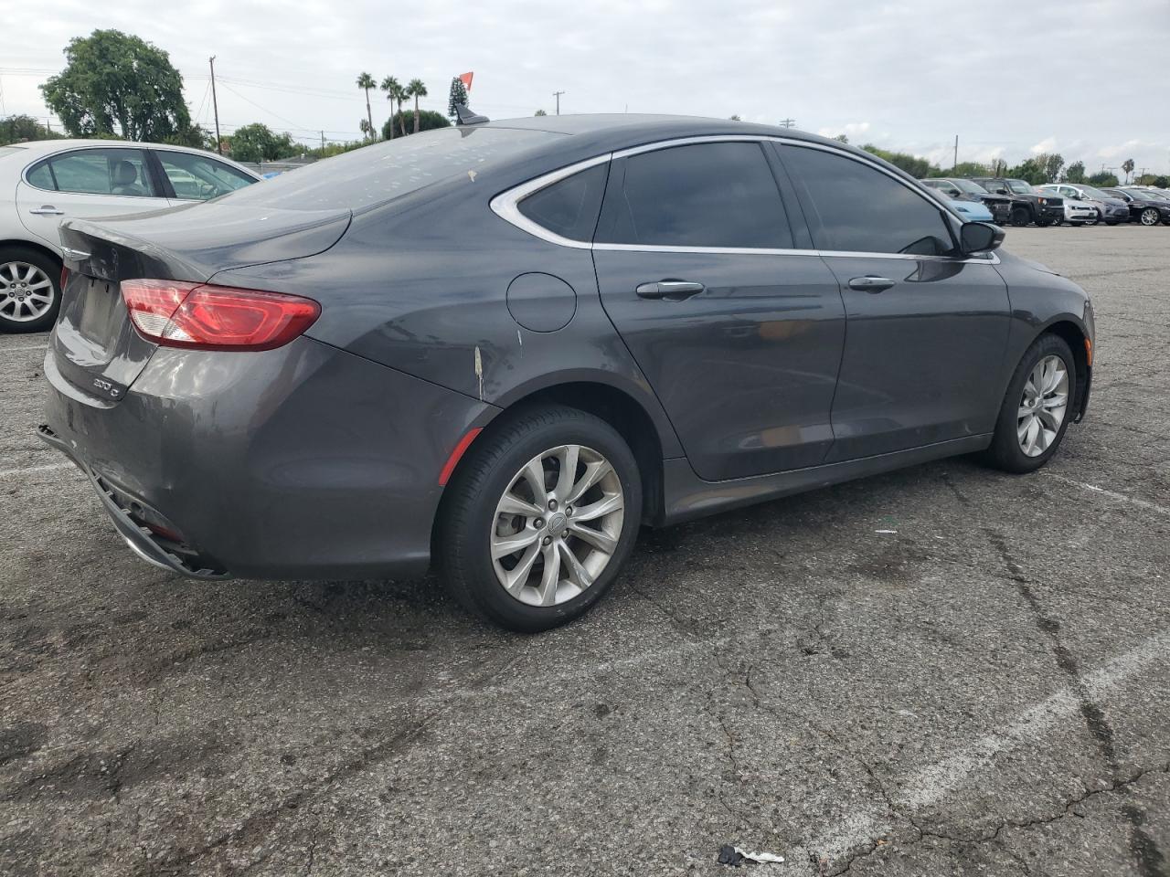 2016 Chrysler 200 C - Фото 3