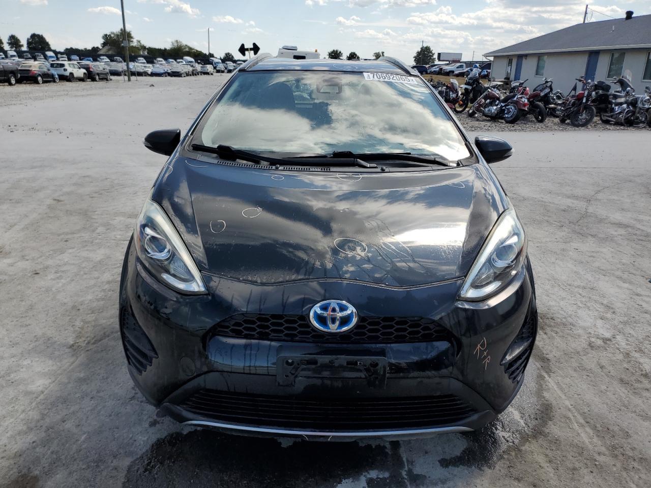 2018 Toyota Prius C - Фото 5