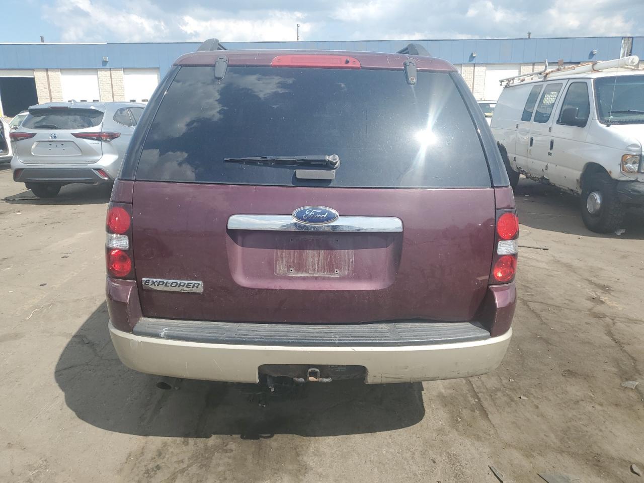 2008 Ford Explorer Eddie Bauer - Image 6