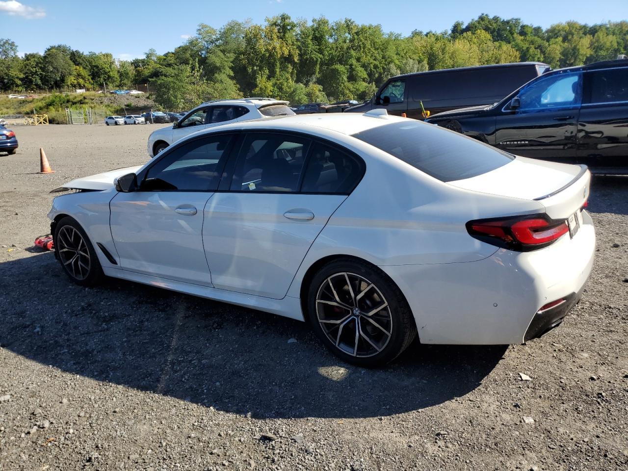 2023 BMW 530 Xi - Image 2