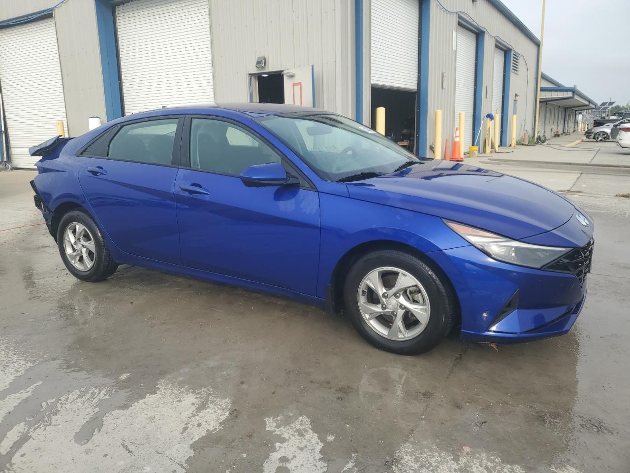 2023 Hyundai Elantra Se - Фото 4