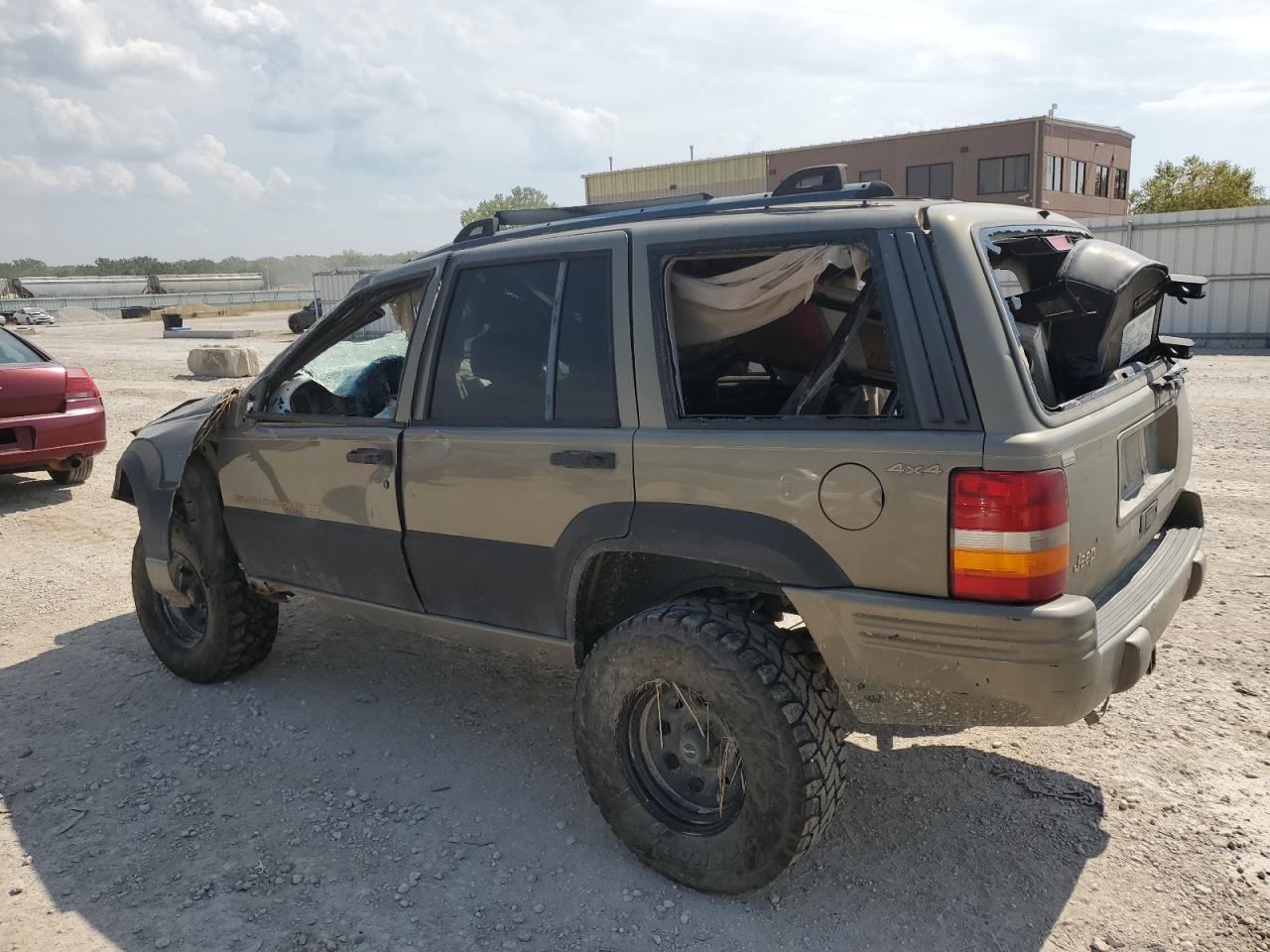 1996 Jeep Grand Cherokee Limited - Image 2