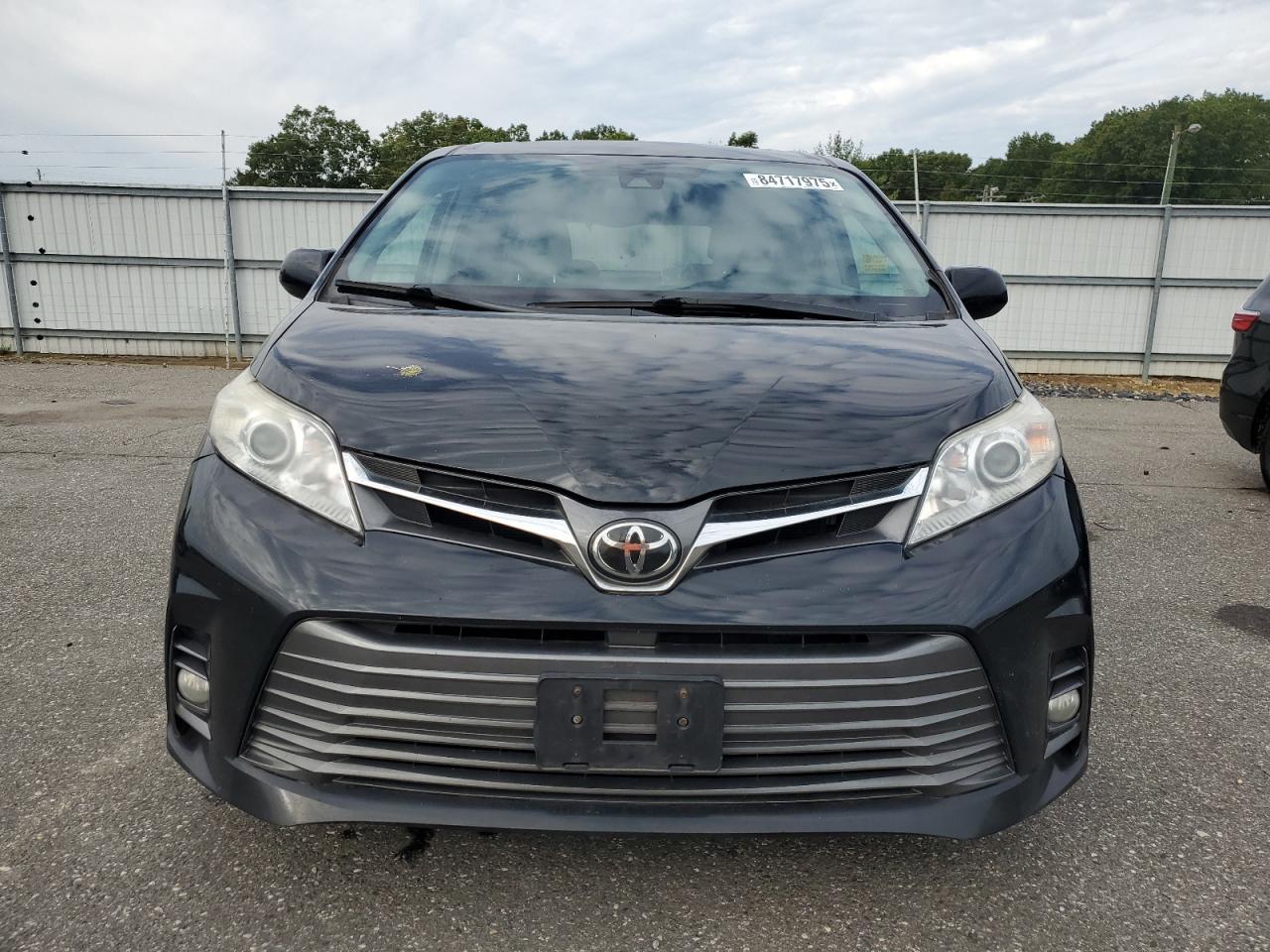2018 Toyota Sienna Xle - Фото 5