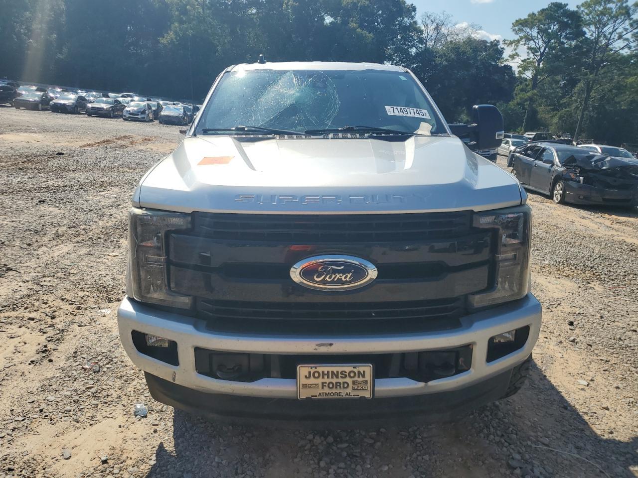 2019 Ford F350 Super Duty - Image 5