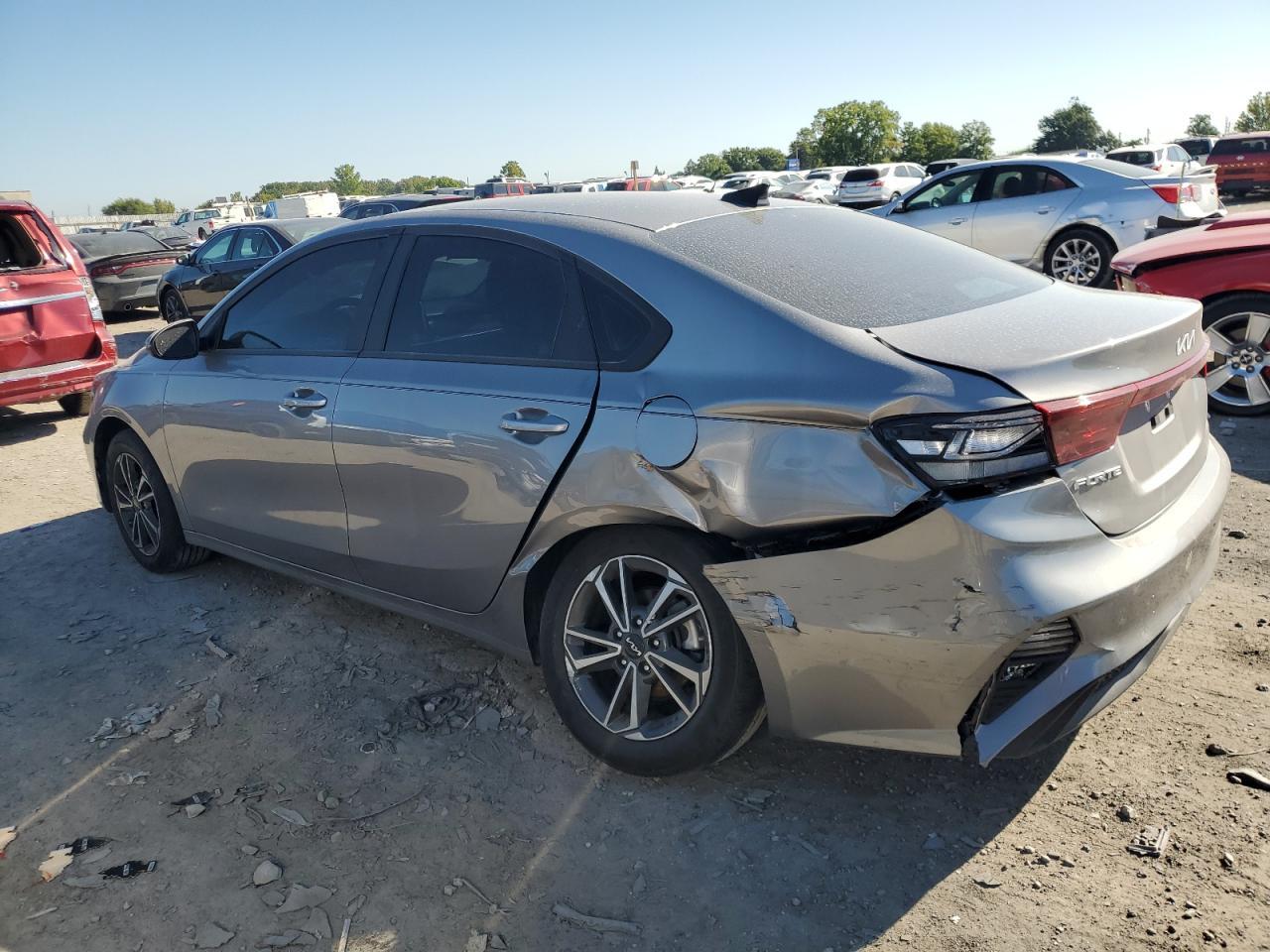 2023 Kia Forte Lx - Image 2