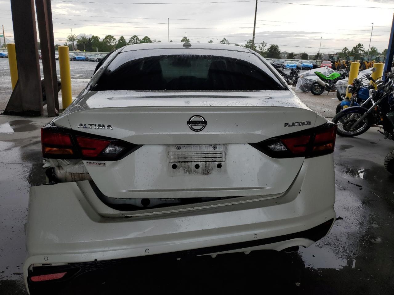 2020 Nissan Altima Platinum - Фото 6