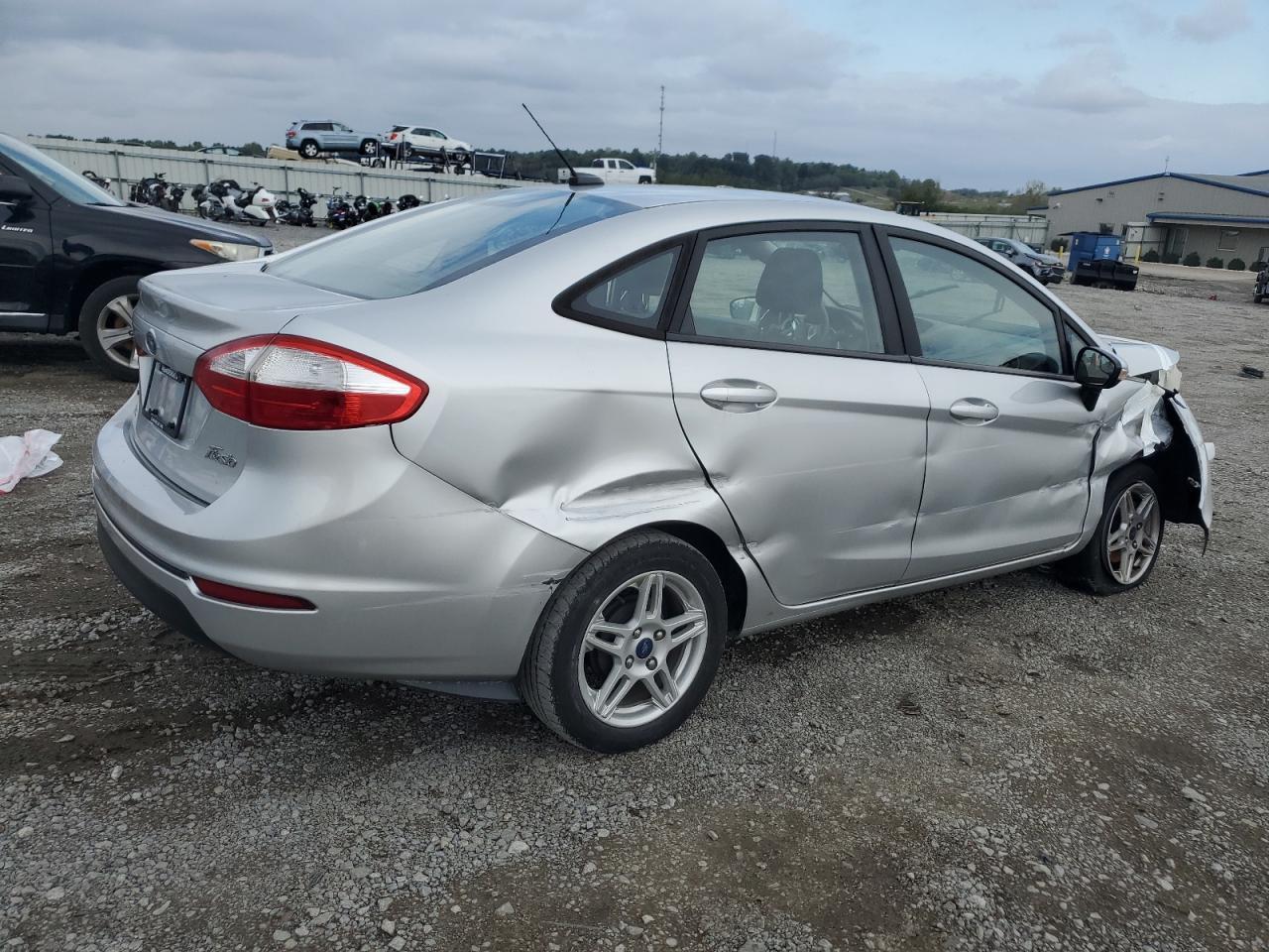 2019 Ford Fiesta Se - Image 3