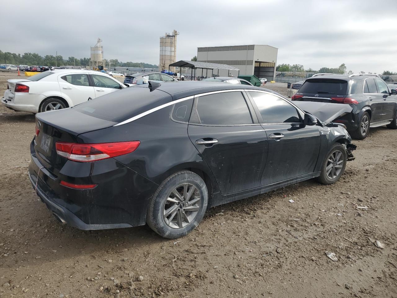 2019 Kia Optima Lx - Image 3