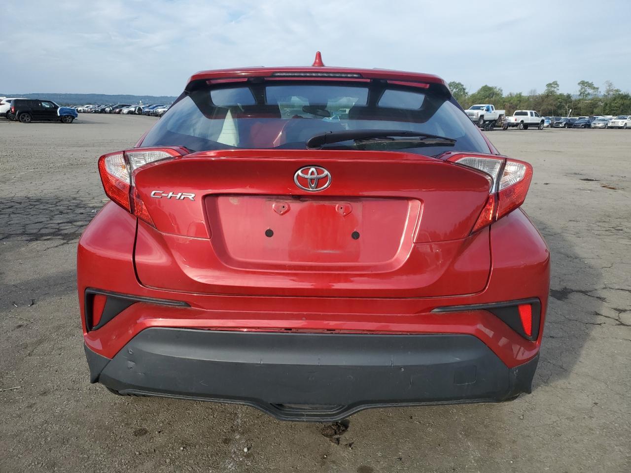 2021 Toyota C-Hr Xle - Image 6