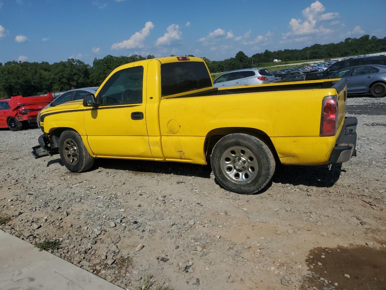 2005 Chevrolet Silverado C1500 - Фото 2