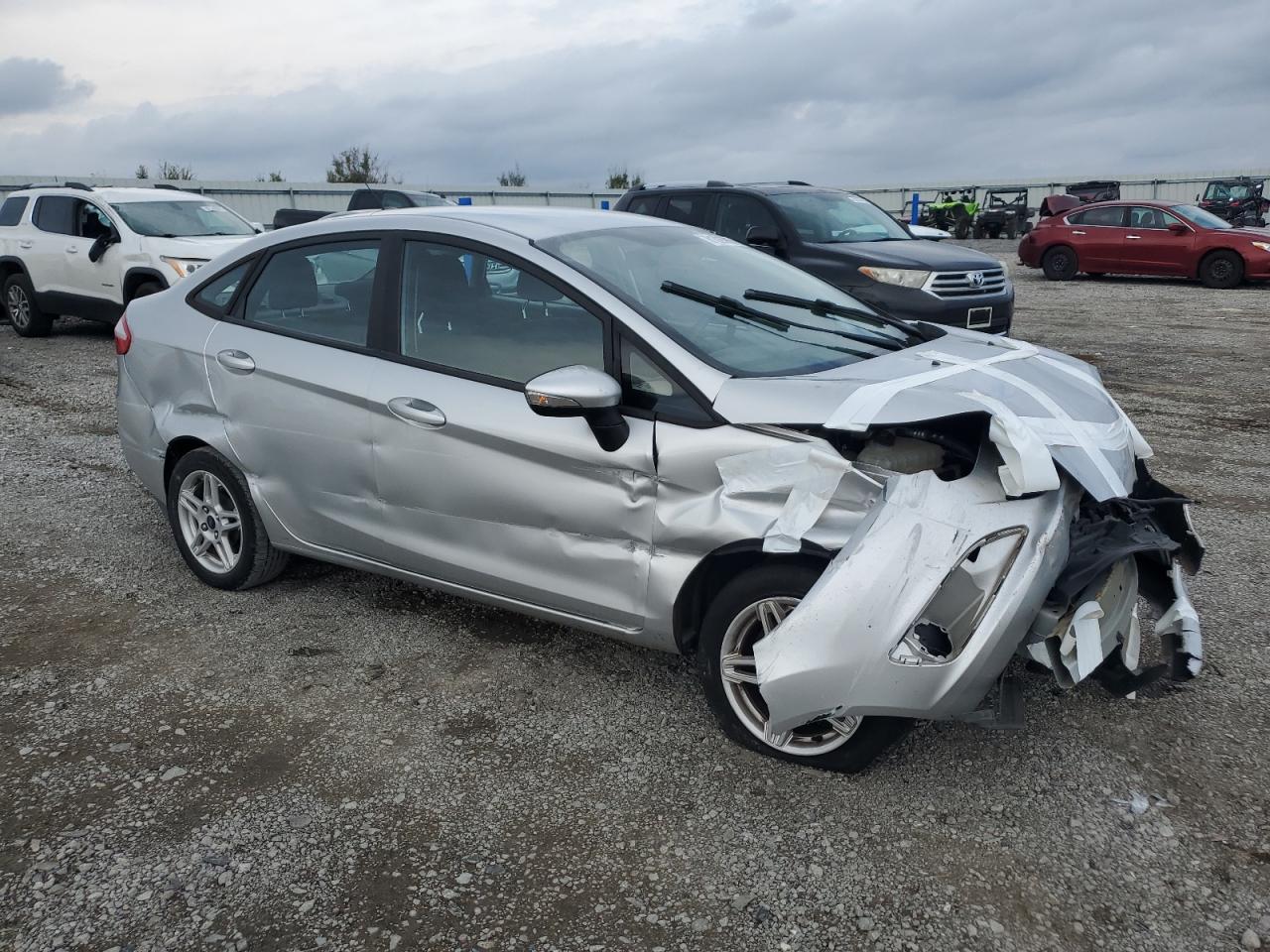 2019 Ford Fiesta Se - Image 4
