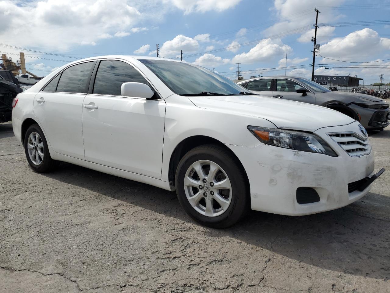 2011 Toyota Camry Base - Фото 4