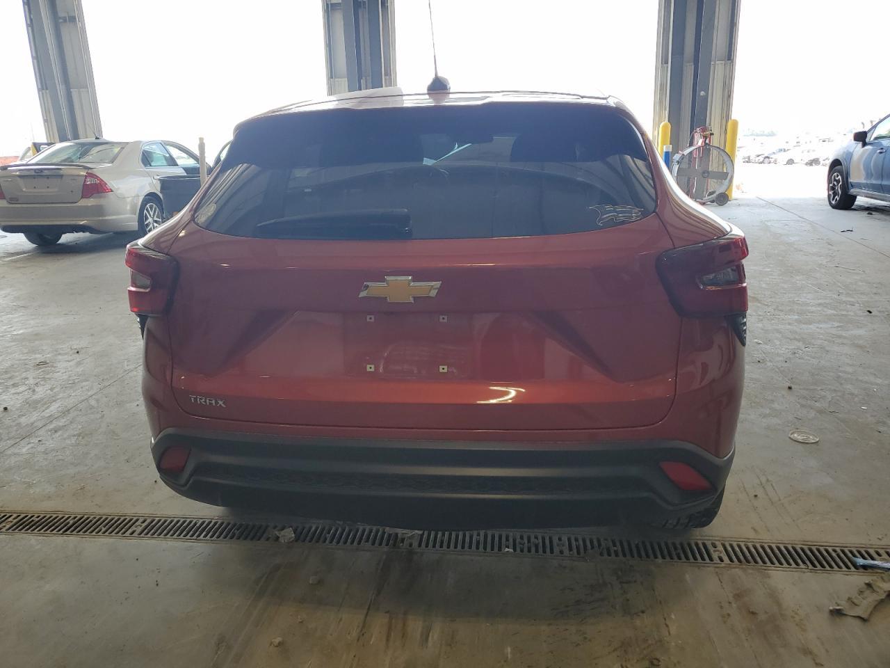 2024 Chevrolet Trax Ls - Image 6