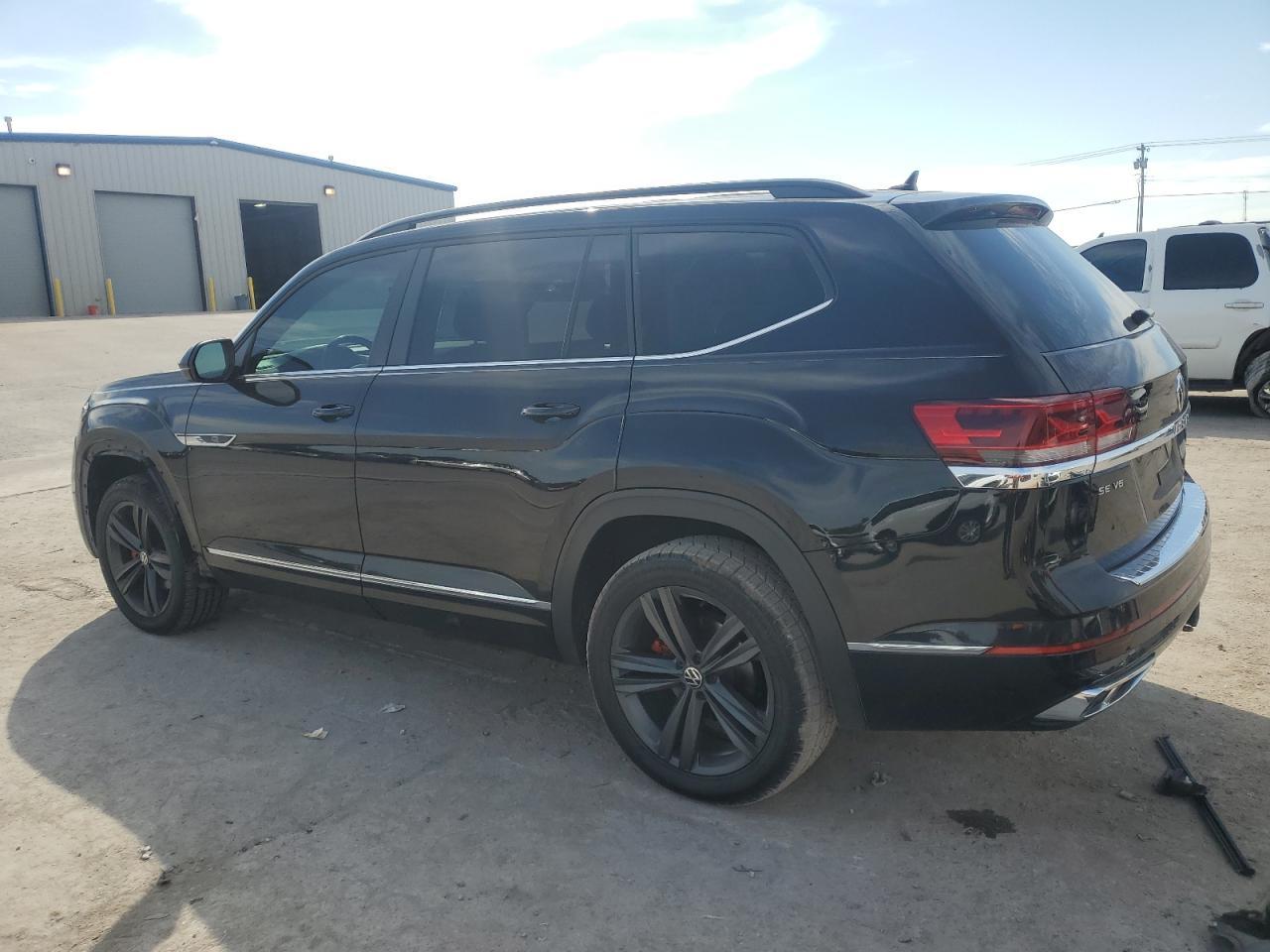 2021 Volkswagen Atlas Se - Фото 2