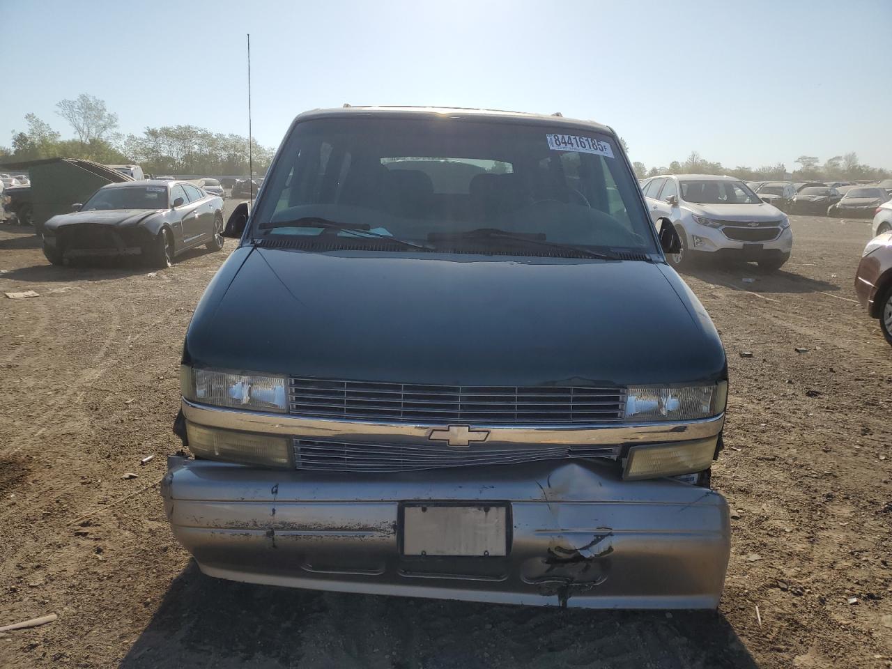 2001 Chevrolet Astro - Image 5