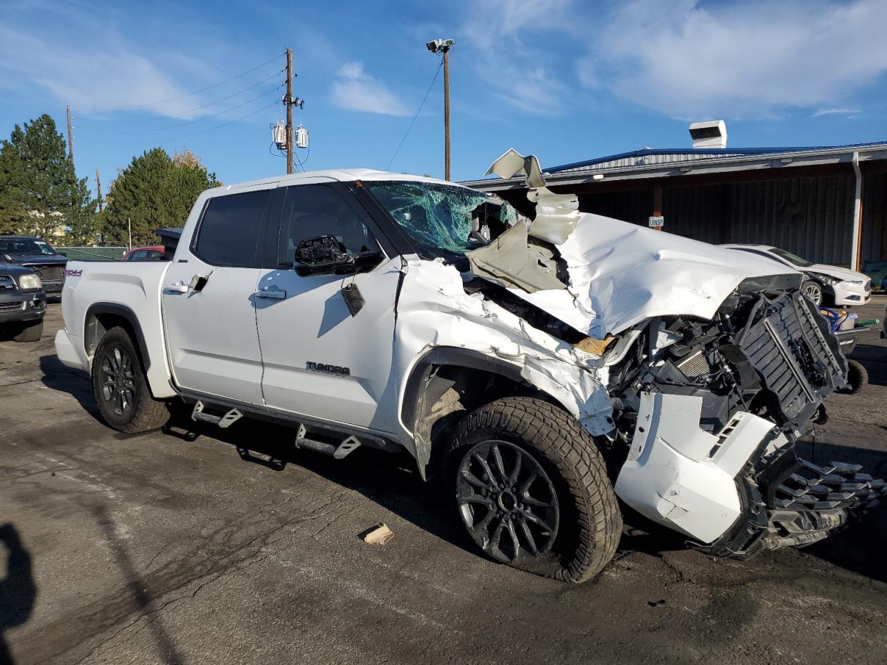 2024 Toyota Tundra Crewmax Limited - Фото 4