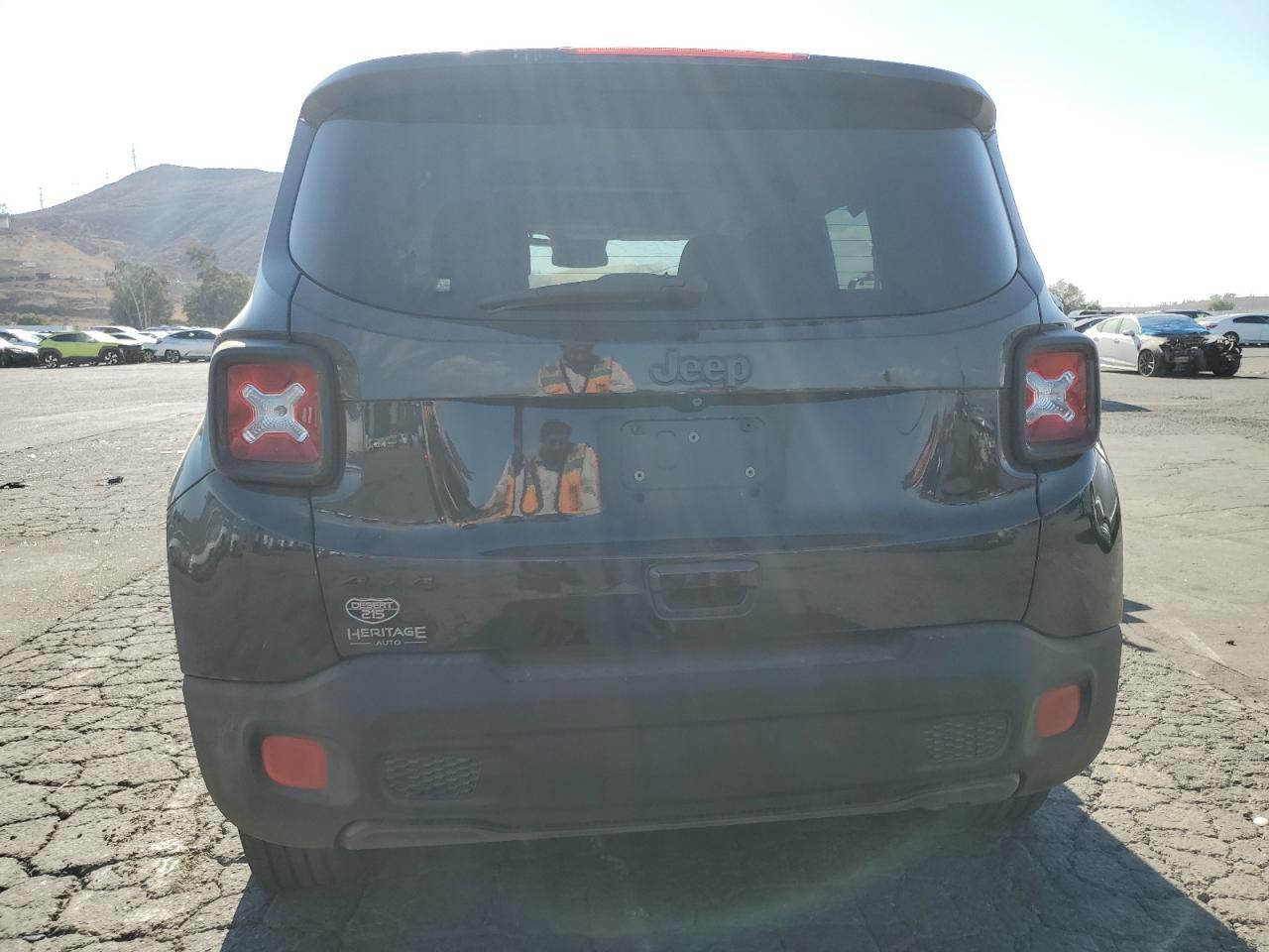 2018 Jeep Renegade Latitude - Фото 6