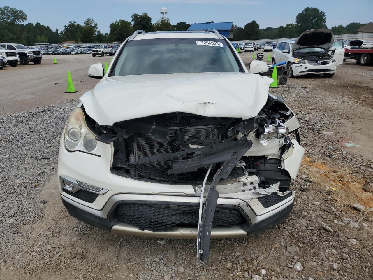 2017 Infiniti Qx50 - Image 5