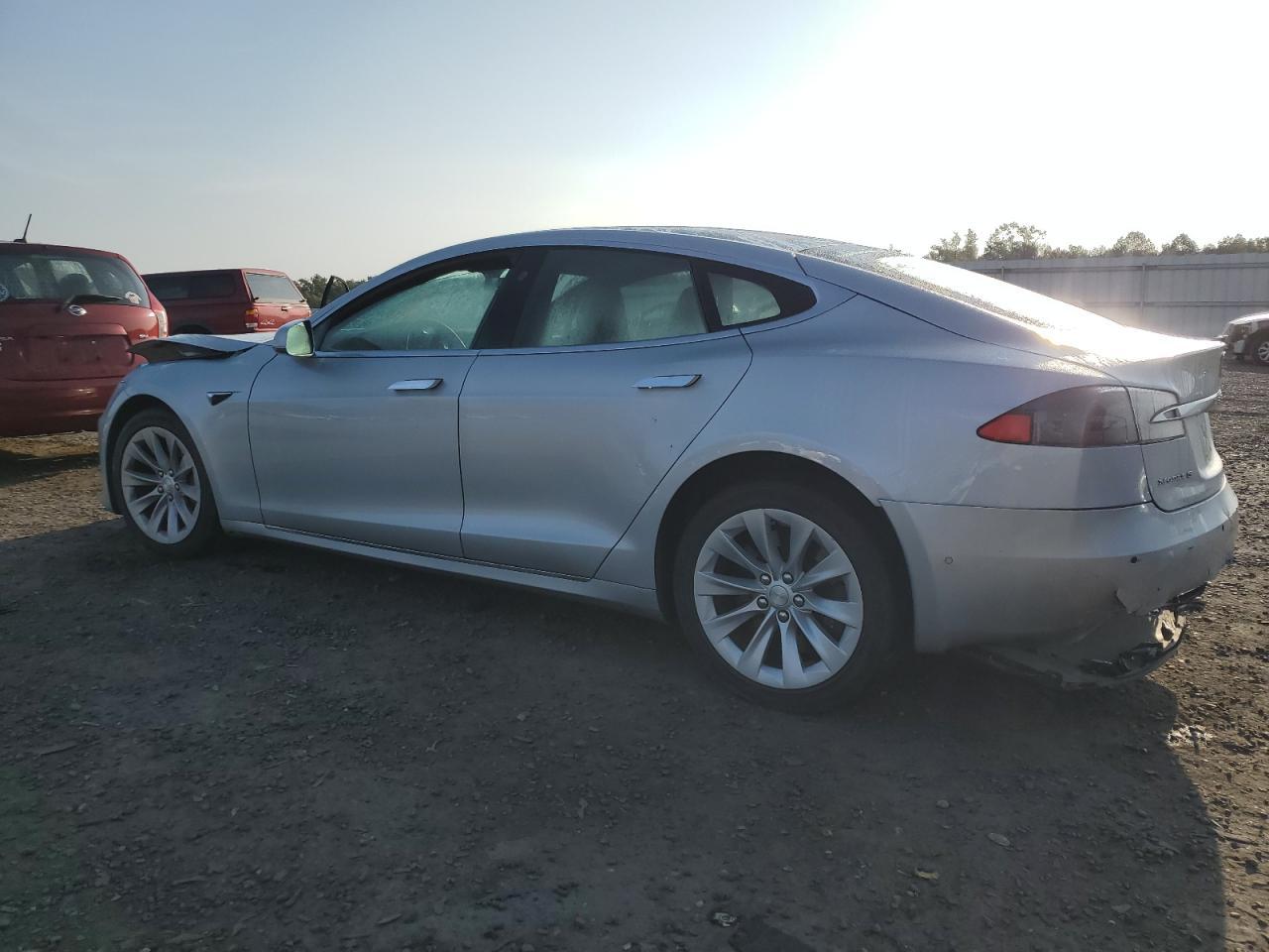 2018 Tesla Model S - Image 2