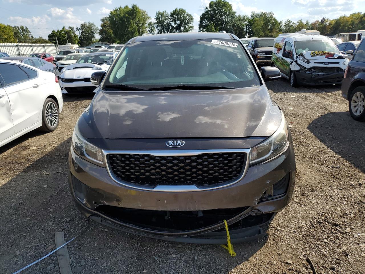 2015 Kia Sedona Lx - Фото 5