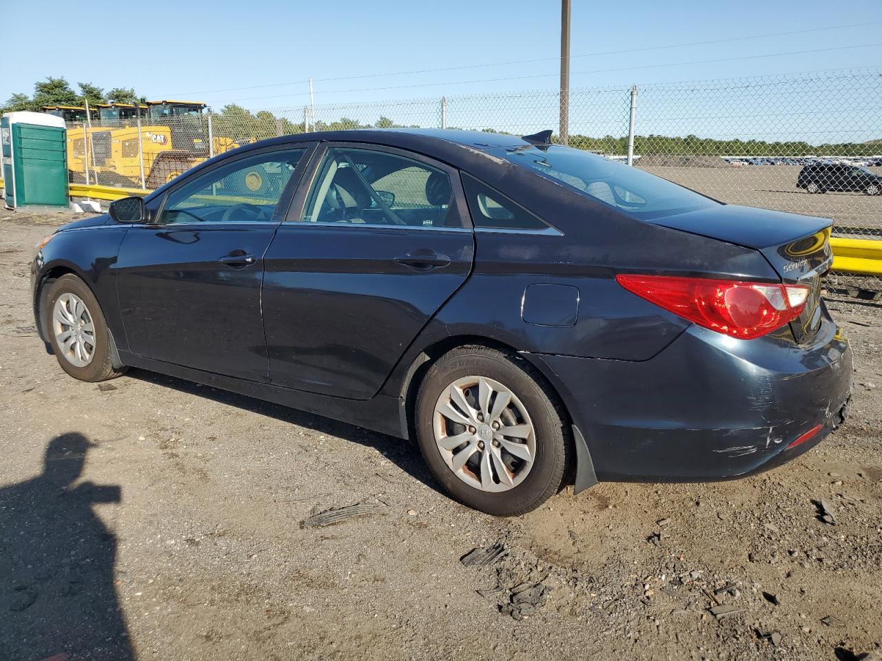 2012 Hyundai Sonata Gls - Image 2