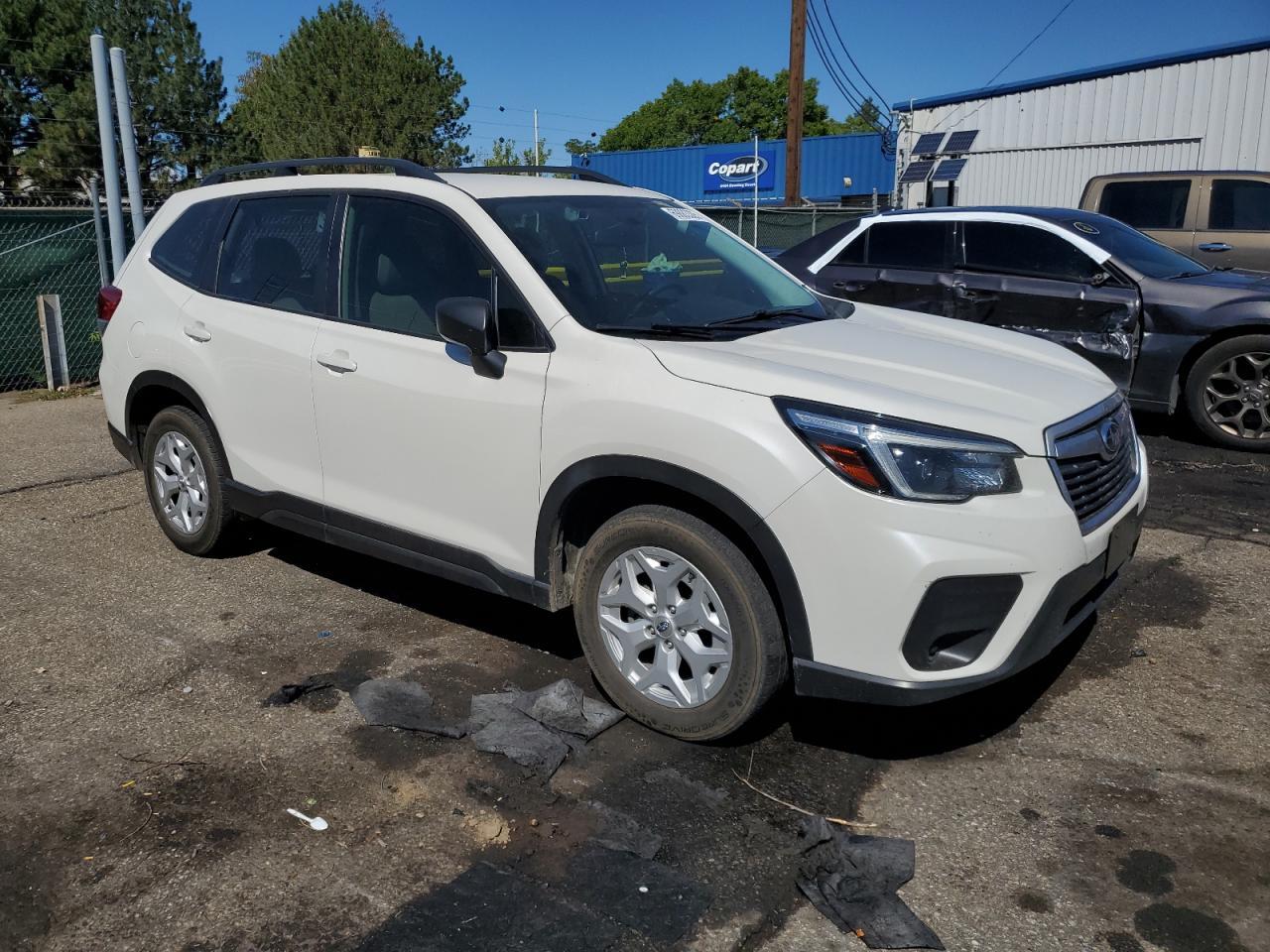 2021 Subaru Forester - Фото 4
