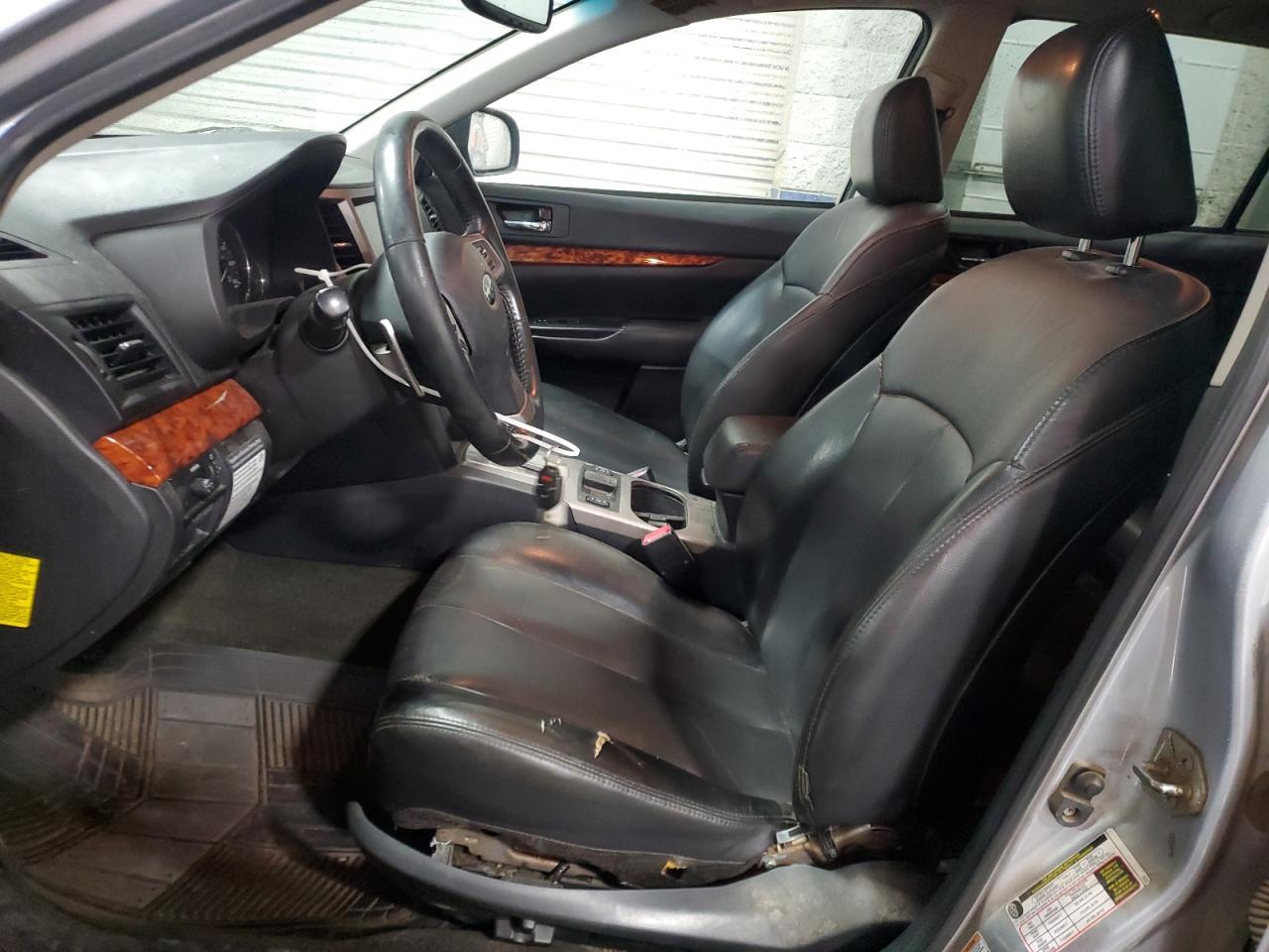 2012 Subaru Outback 3.6R Limited - Фото 7