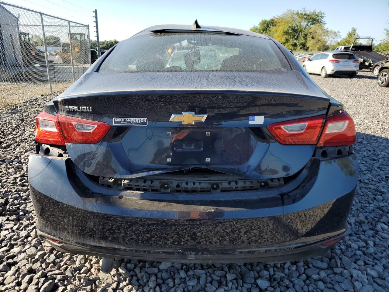 2017 Chevrolet Malibu Ls - Image 6