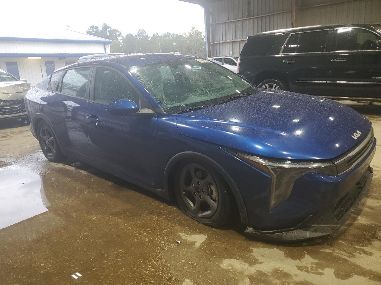 2025 Kia K4 Lx - Image 4