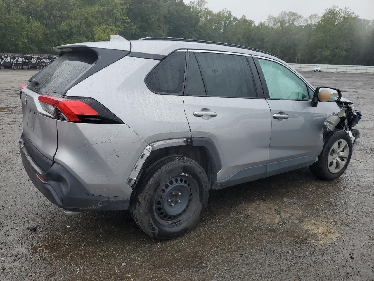 2021 Toyota Rav4 Le - Image 3