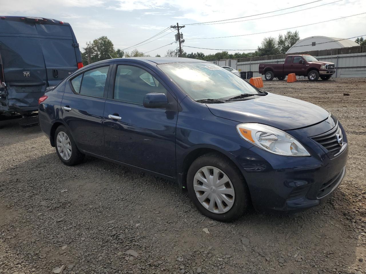 2014 Nissan Versa - Image 4