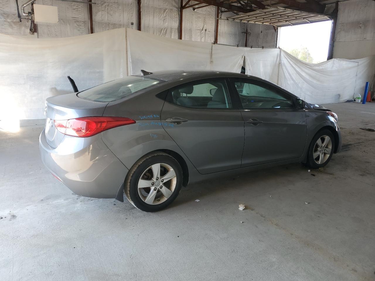 2013 Hyundai Elantra Gls - Фото 3