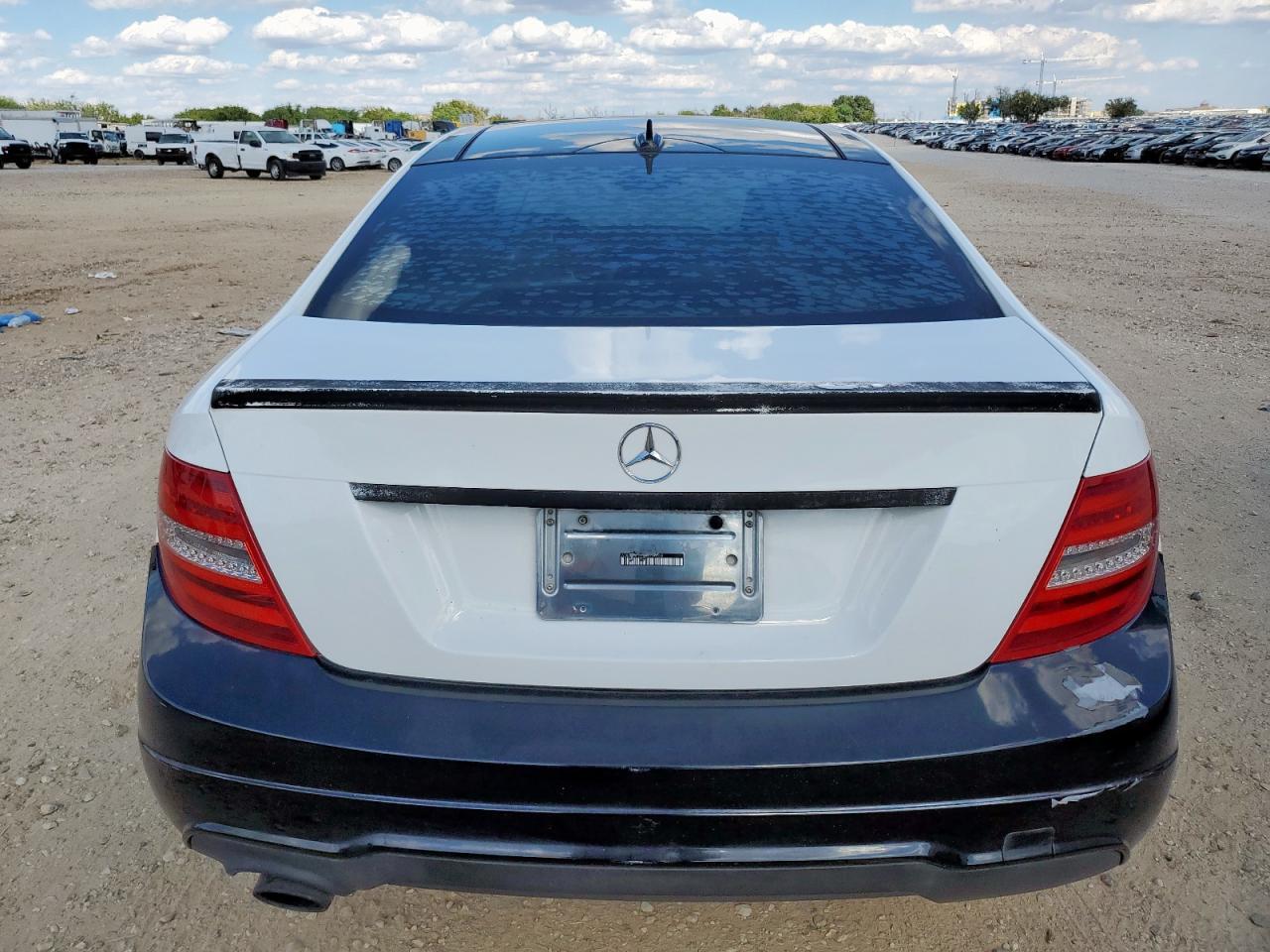 2013 Mercedes-Benz C 250 - Image 6