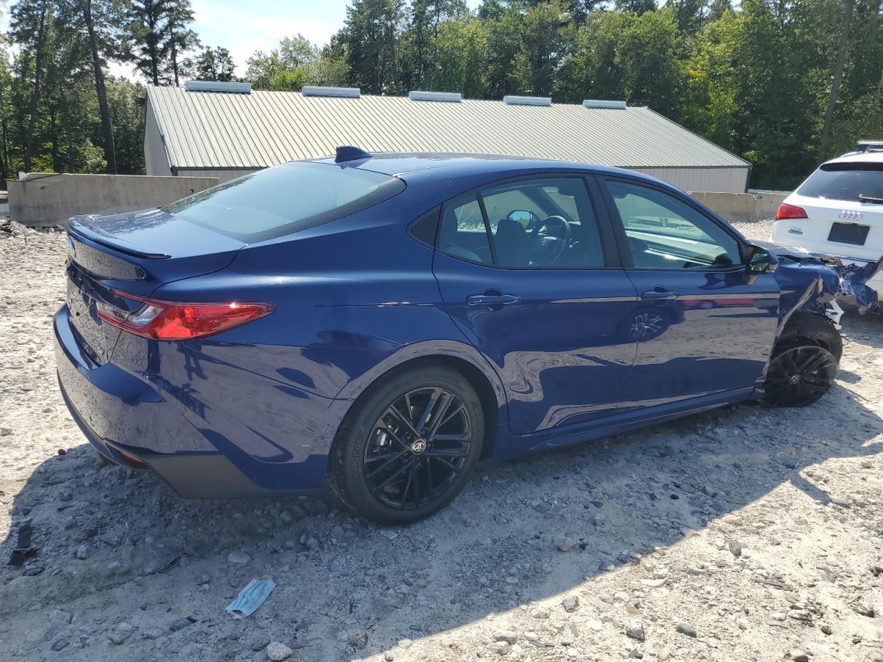 2025 Toyota Camry Xse - Фото 3