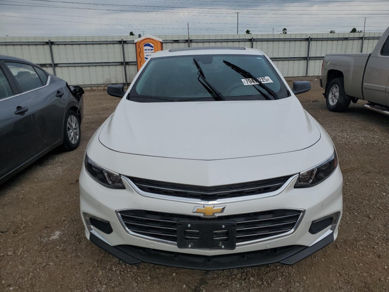 2017 Chevrolet Malibu Premier - Фото 5