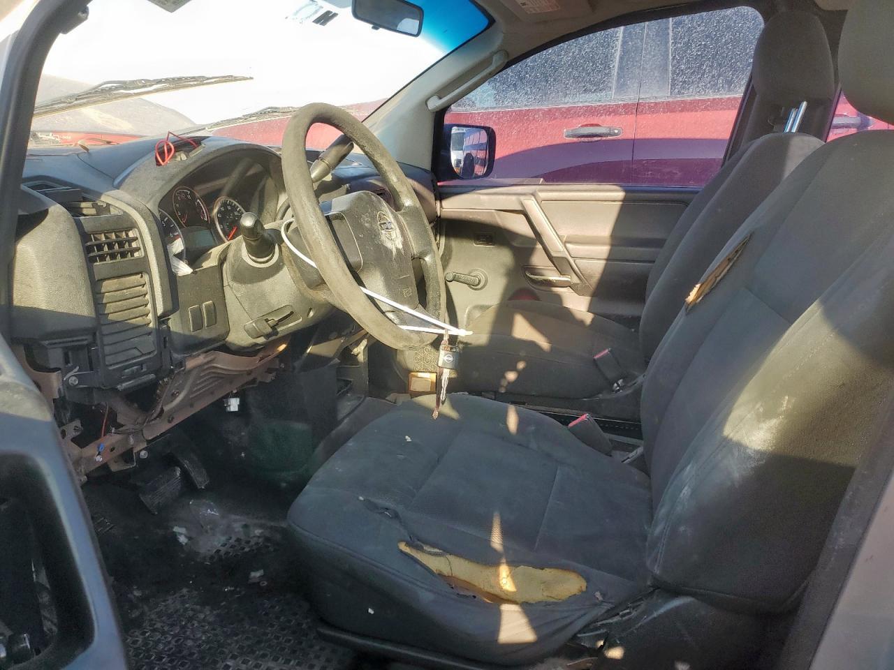 2008 Nissan Titan Xe - Image 7