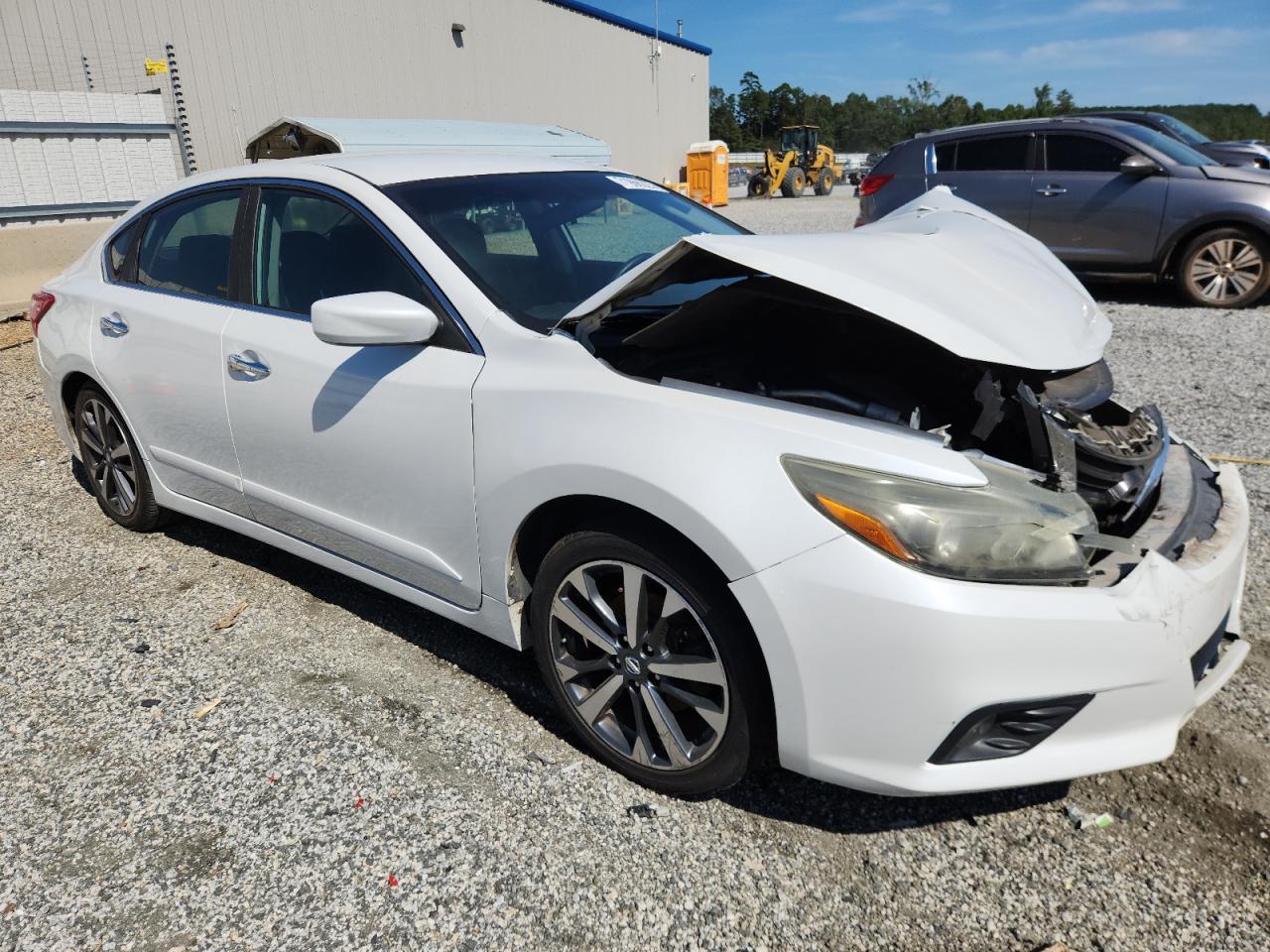 2016 Nissan Altima 2.5 - Image 4