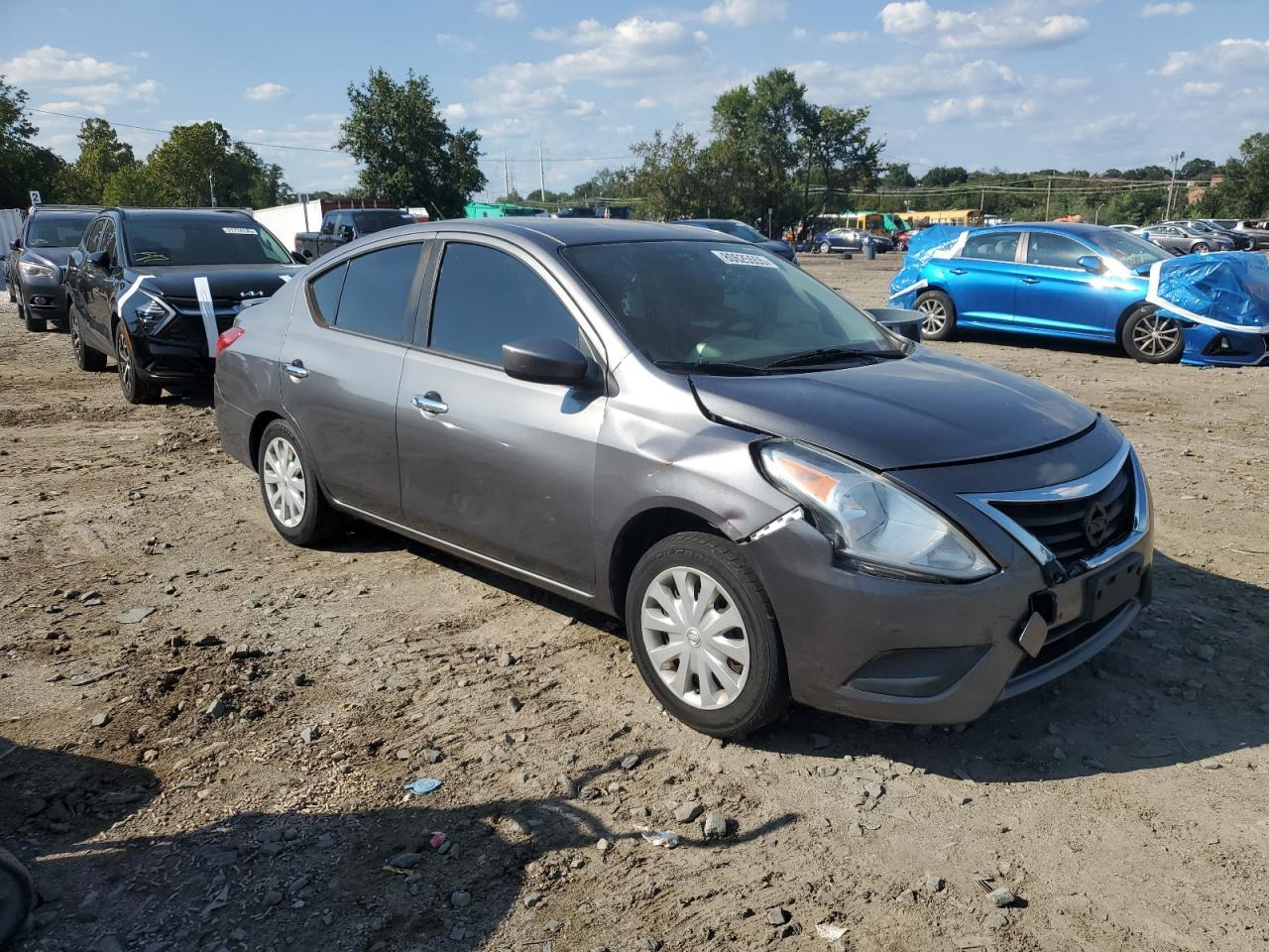 2016 Nissan Versa S - Image 7