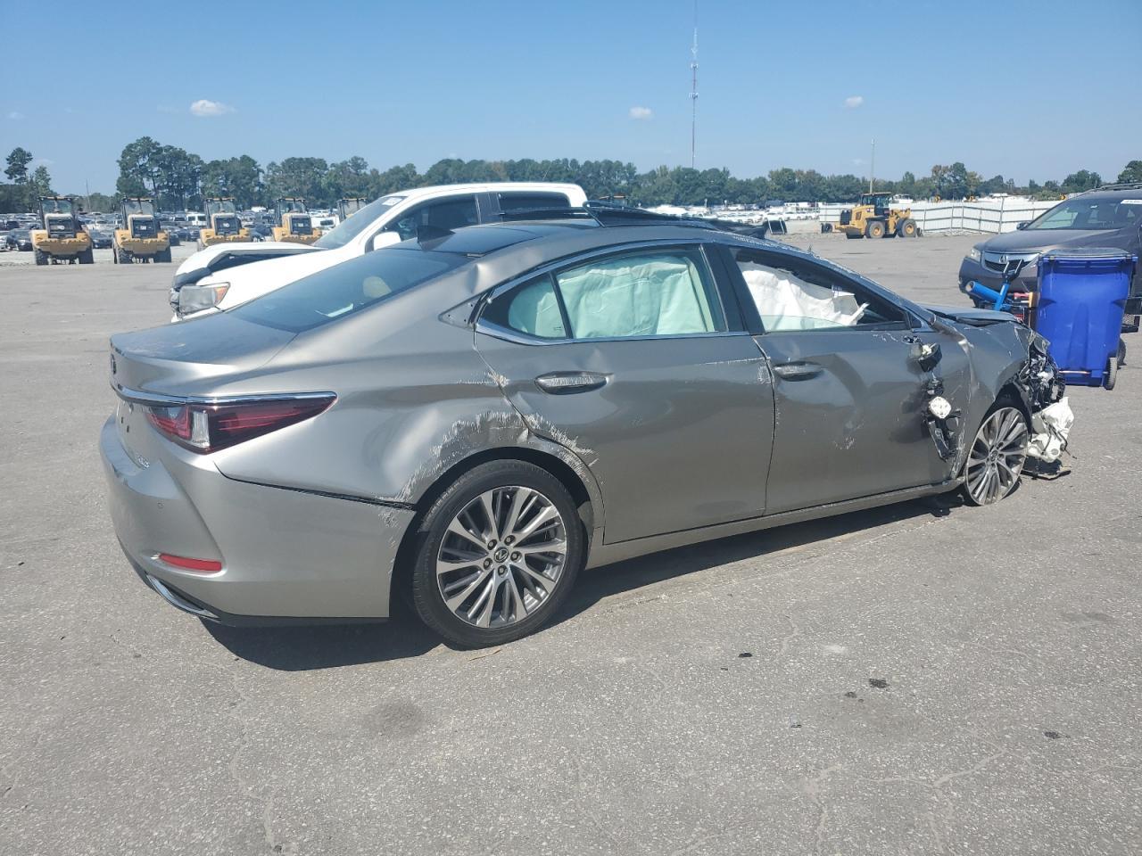 2019 Lexus Es 350 - Фото 3