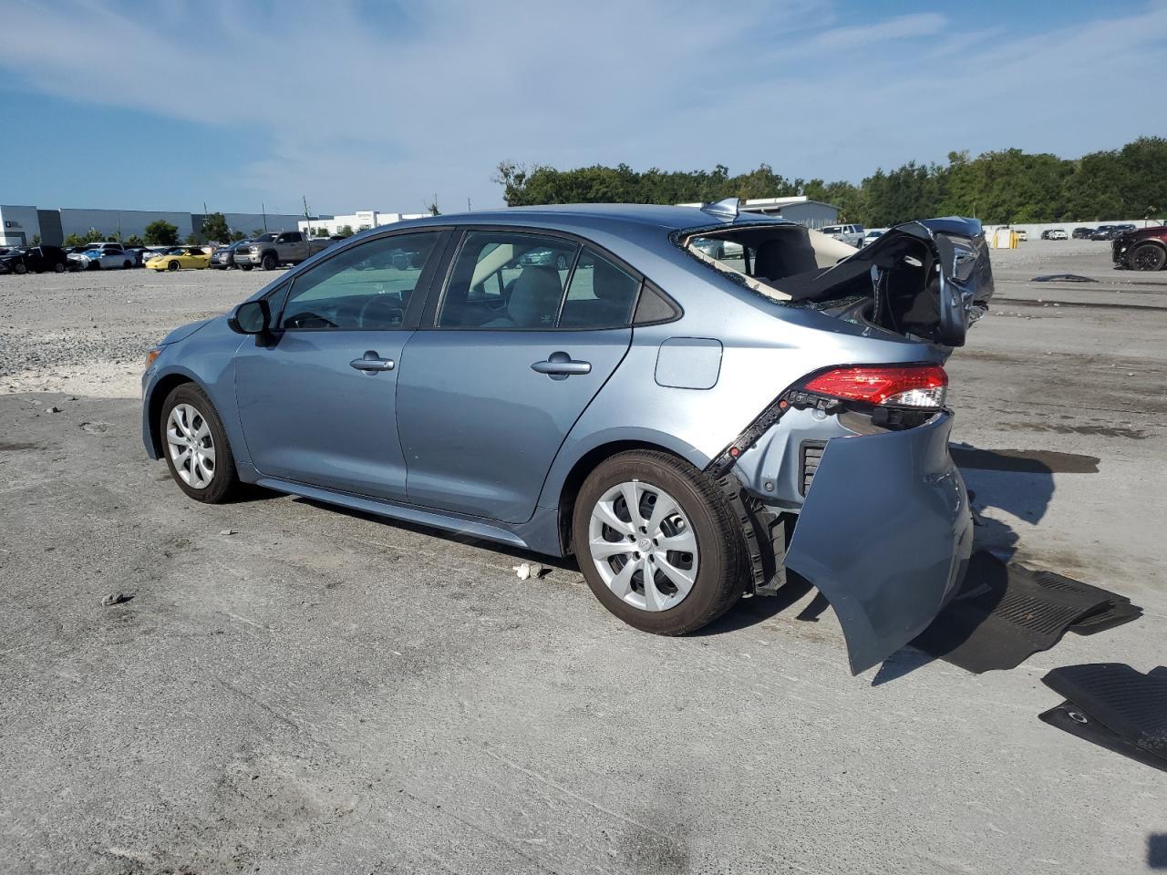 2020 Toyota Corolla Le - Фото 2