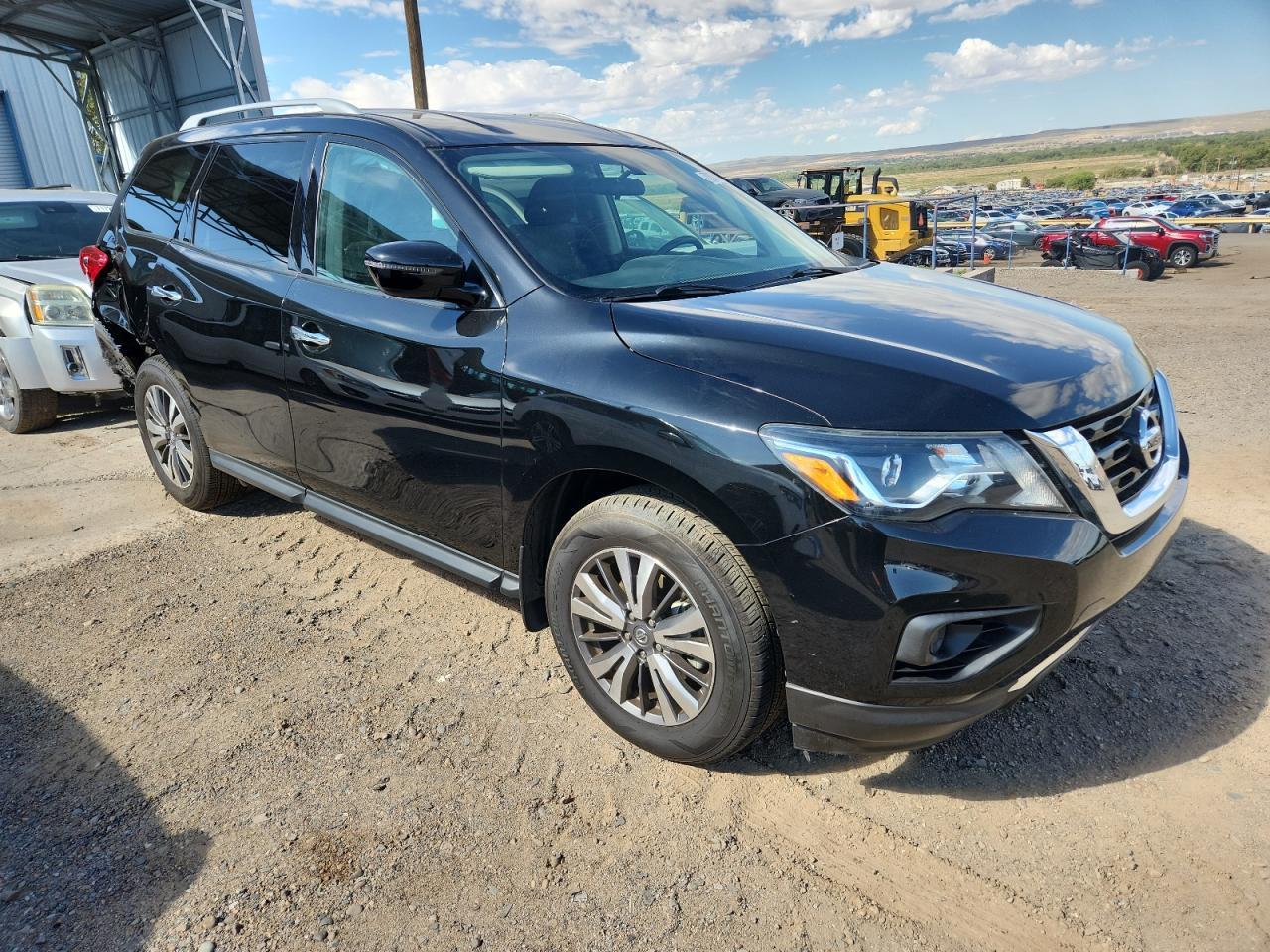 2020 Nissan Pathfinder S - Фото 4