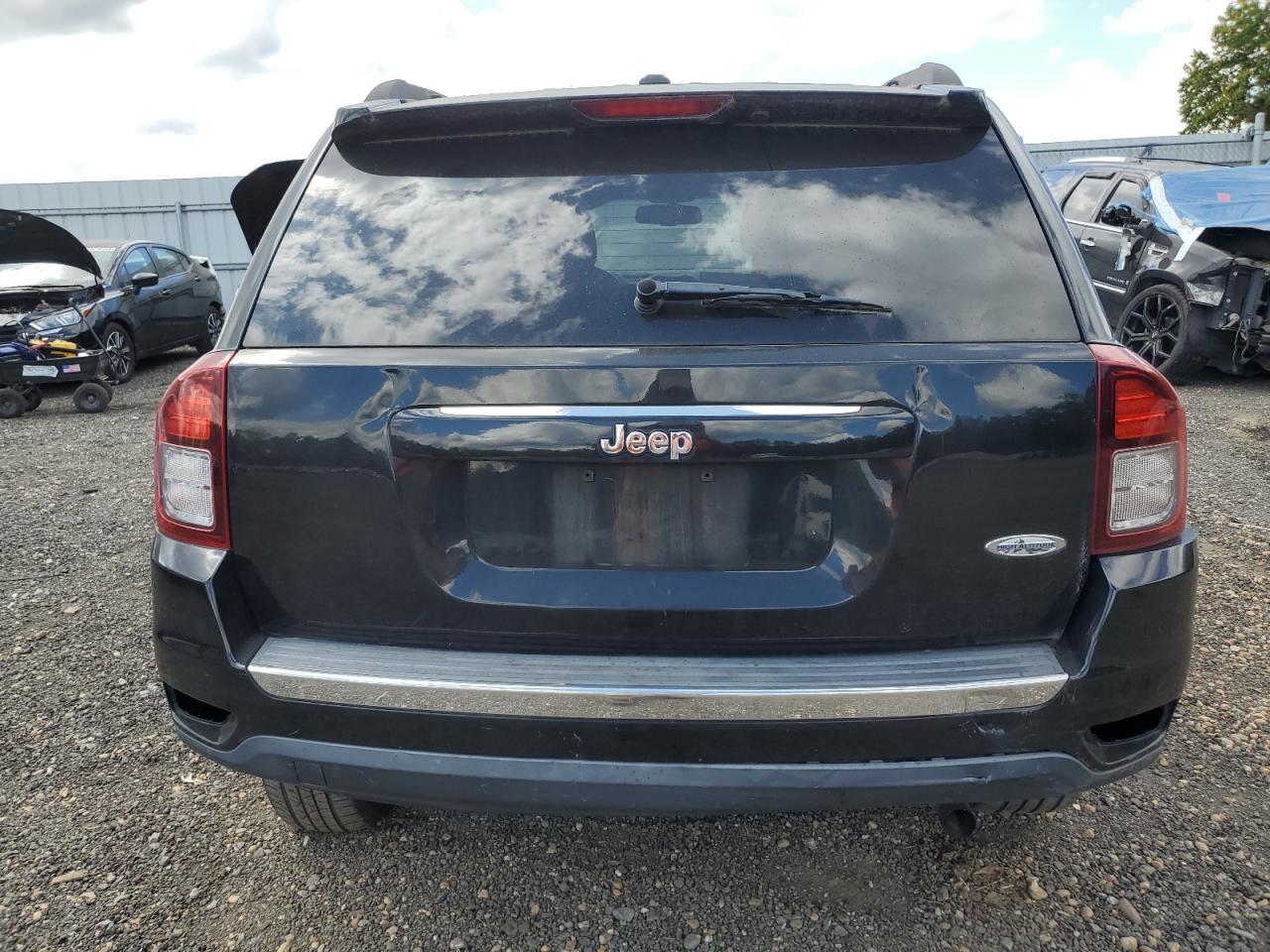 2015 Jeep Compass Latitude - Фото 6
