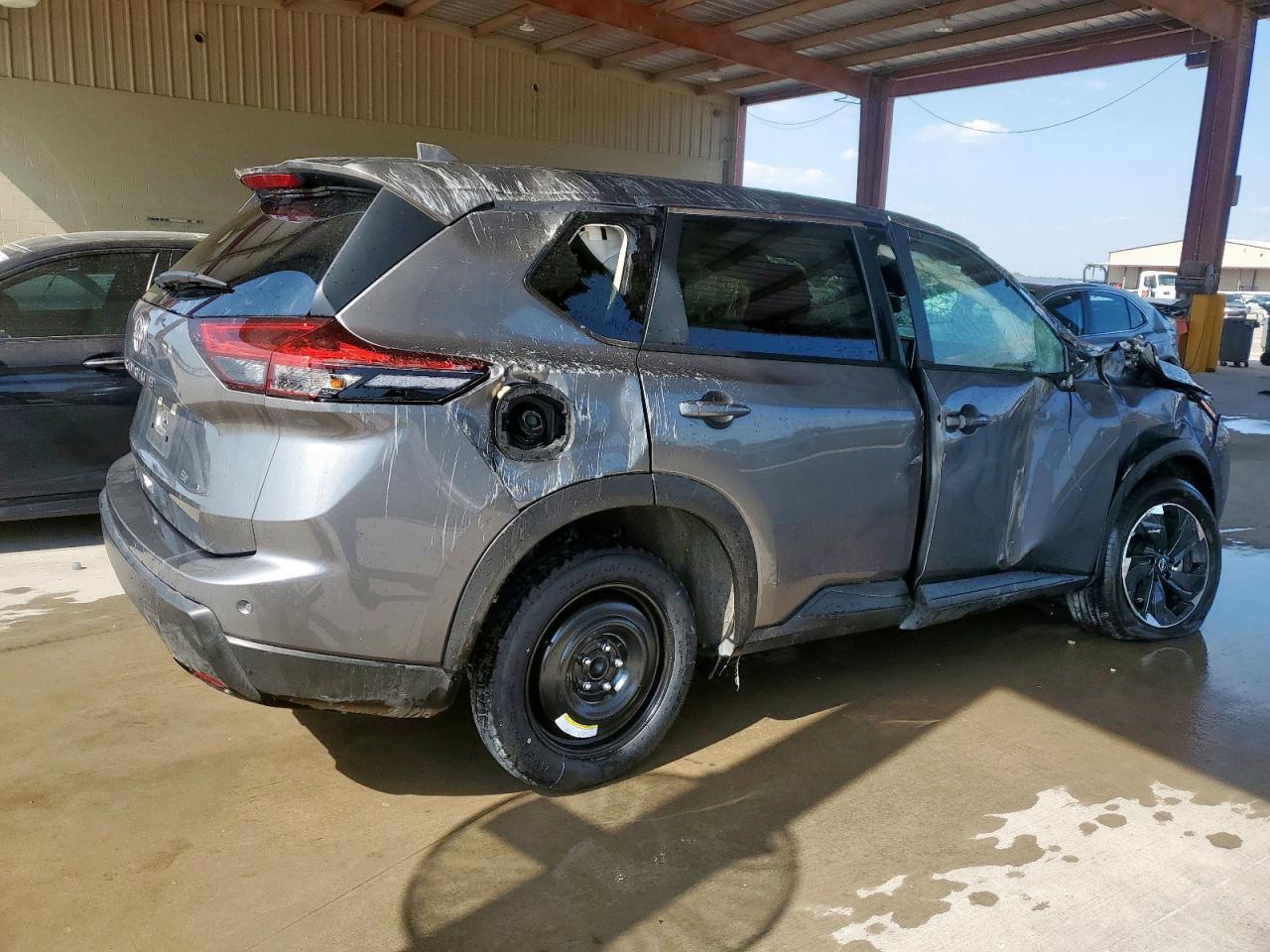 2025 Nissan Rogue Sv - Фото 3