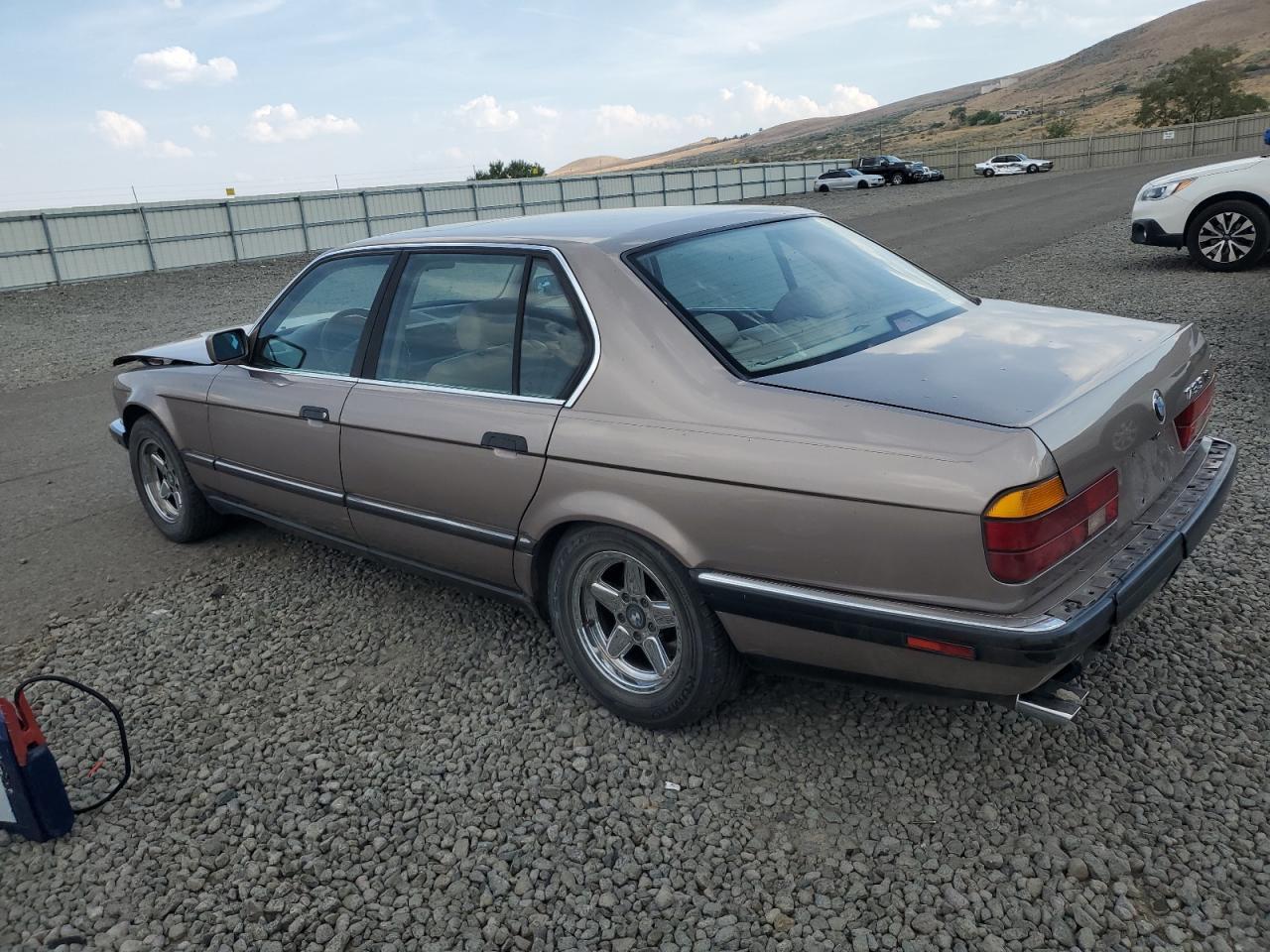 1989 BMW 735 Il - Image 2