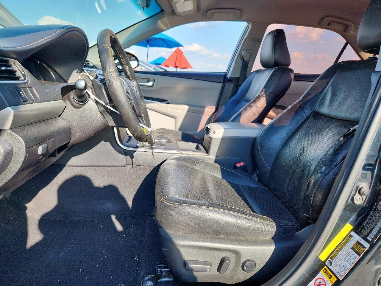 2015 Toyota Camry Le - Image 7